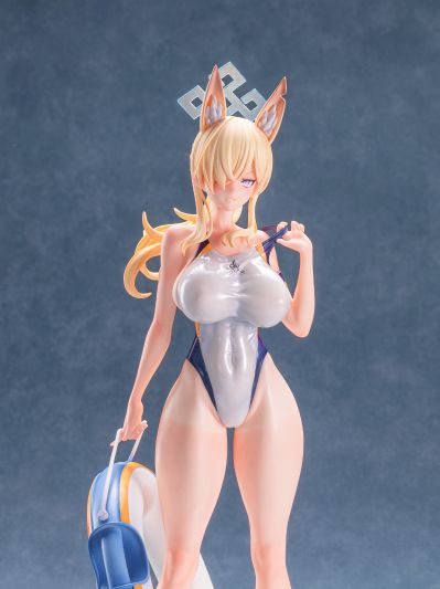 蔚蓝档案 尾刃康娜