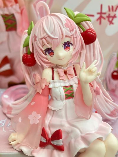 压泡面 初音未来 樱花未来 2025