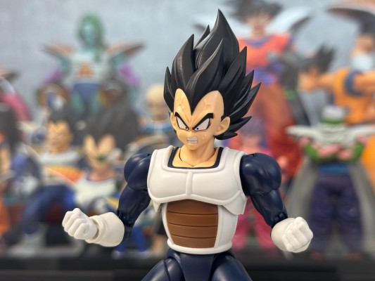 S.H.Figuarts 贝吉塔-老旧战斗服-