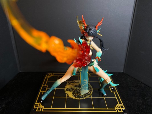 十二大战 小青龙·珑