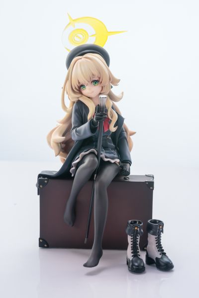 蔚蓝档案 笑面教授