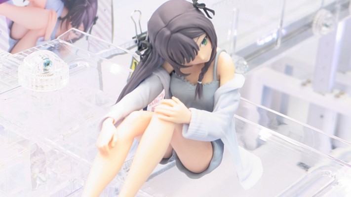 小坐系列 虽然是公会的柜台小姐， 但因为不想加班所以打算独自讨伐迷宫头目 亚莉纳·可洛瓦