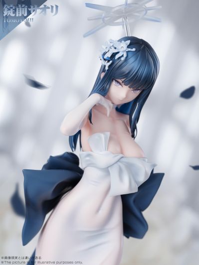 蔚蓝档案 锭前纱织 礼服