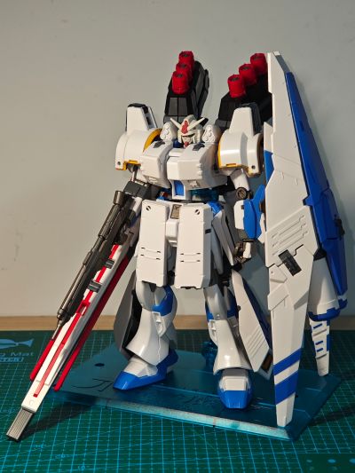 HG 机动战士高达SEED ASTRAY 天空的皇女 王道异端高达Ω