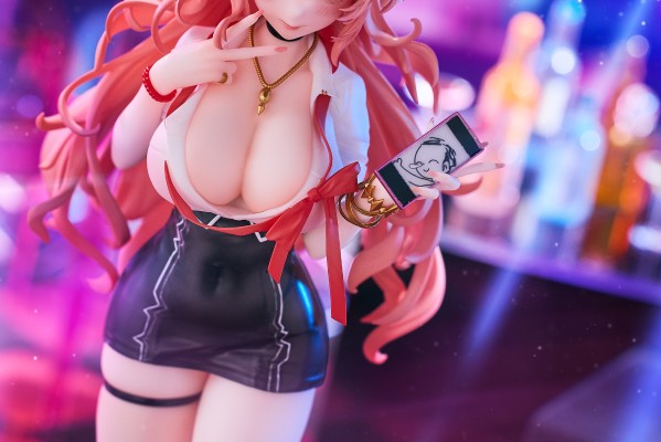 蔚蓝档案 夜樱绮良良 模型套件