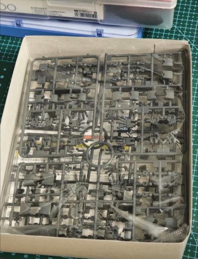 HG 机动战士高达 铁血的奥尔芬斯 月钢 ASW-G-56 吉蒙里高达