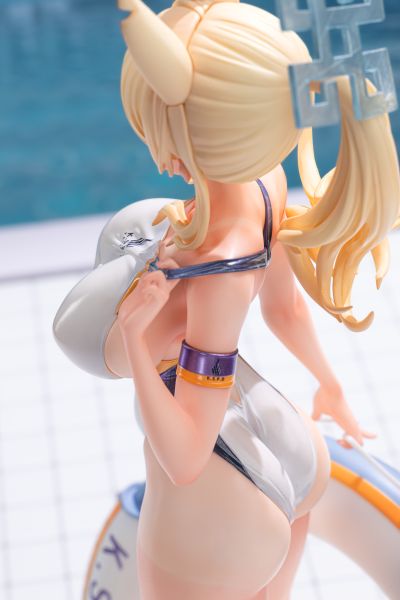 蔚蓝档案 尾刃康娜