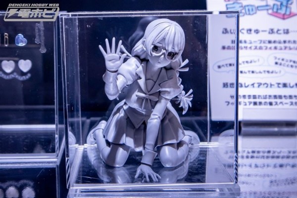 手办立方体 物语系列 羽川翼