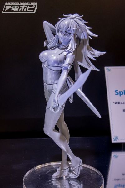 戏水少女 乡下大叔成为剑圣 斯蕾娜·利桑德拉