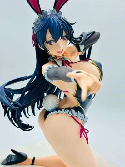 早良绫香 裸腿兔女郎