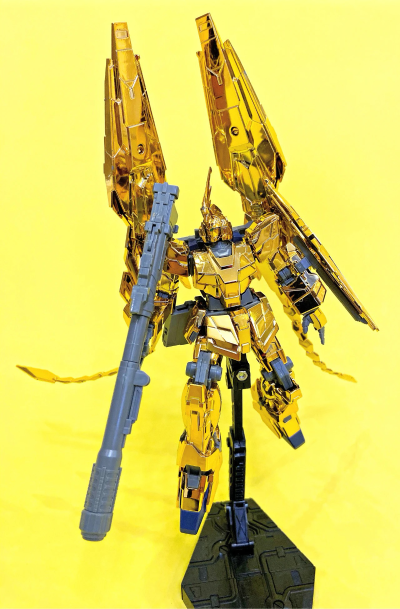 HGUC 机动战士高达UC: ONE OF SEVENTY TWO RX-0独角兽高达3号机 菲尼克斯 Unicorn Mode. Gold Coating ver. 