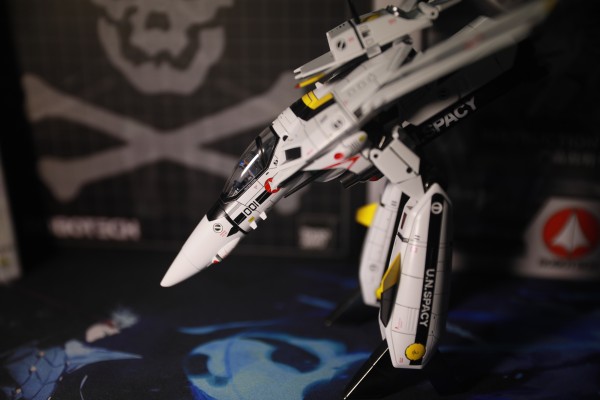 3Z0305 ROBO道 太空堡垒 VF-1S 变形战斗机（罗伊·福克）