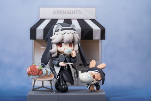 明日方舟 来份甜点Q版系列 斯卡蒂