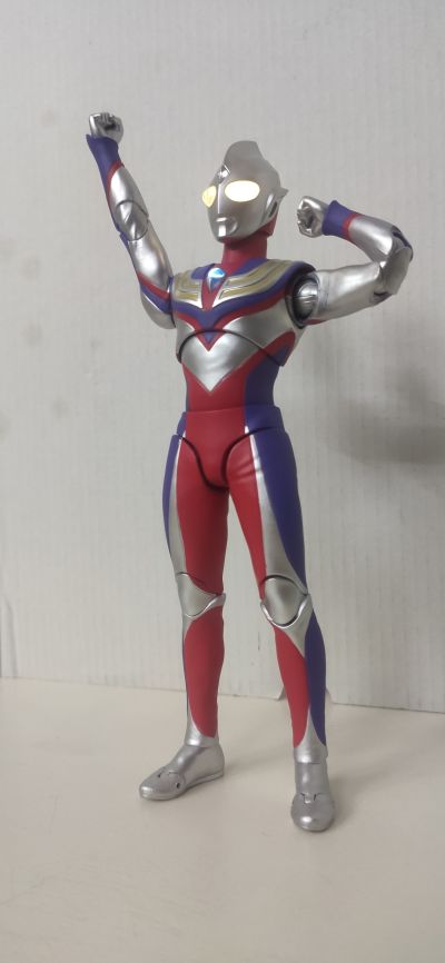 奥特曼光系列 迪迦奥特曼（复合型）