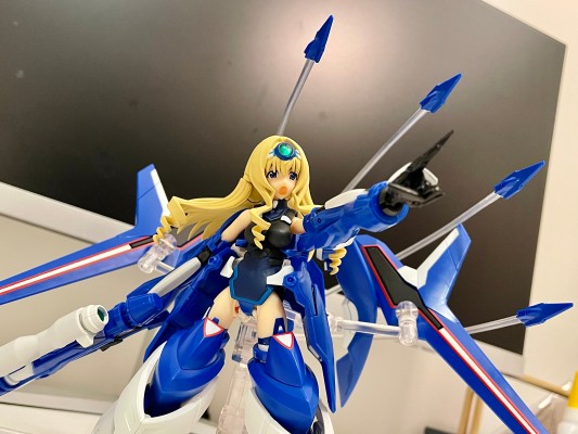 机娘计划  IS〈无限斯特拉托斯〉蓝色之泪 与 塞西莉娅・奥尔卡特