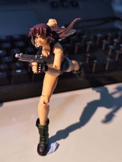 REVOLTECH No.012  黑礁  莱薇