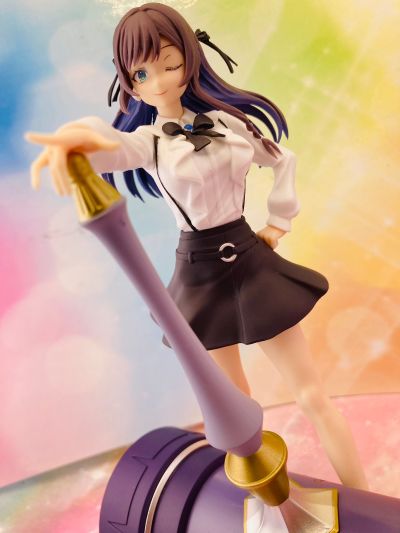 虽然是公会的柜台小姐， 但因为不想加班所以打算独自讨伐迷宫头目 Luminasta “亚莉纳·可洛瓦”