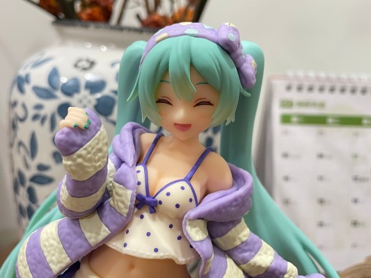 初音未来手办 Costumes VOCALOID 初音未来 Taito Online Crane Limited