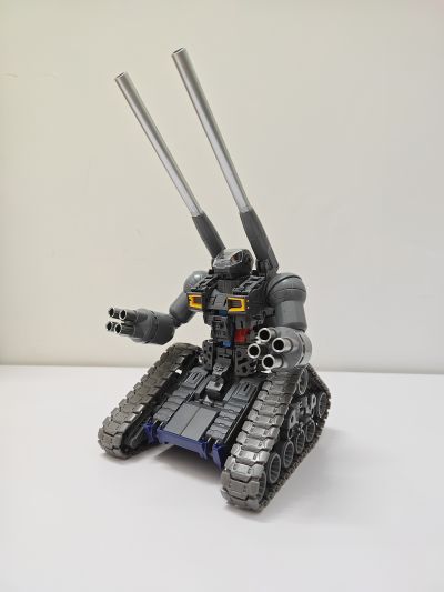 MG 1/100 机动战士高达  RX-75 钢坦克