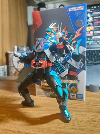 S.H.Figuarts  假面骑士烈焰歌查德