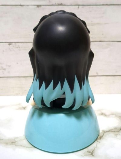 鬼灭之刃 摇摇太阳能汽车摆件 1