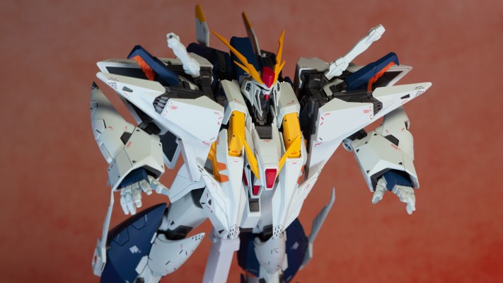 ROBOT魂(Ka版)＜机动战士系列＞ RX-105 Ξ高达（机动战士高达：闪光的哈萨维版）