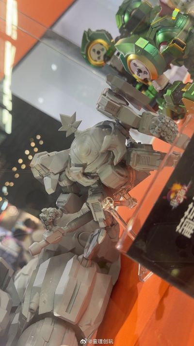 果宝特攻拼装机甲系列模型 葡萄战宝