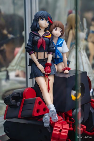 斩服少女 缠流子 与 满舰饰真子