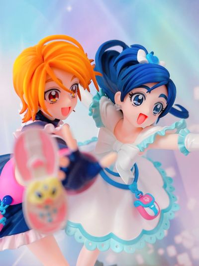 Lucrea 光之美少女 黑天使 与 白天使