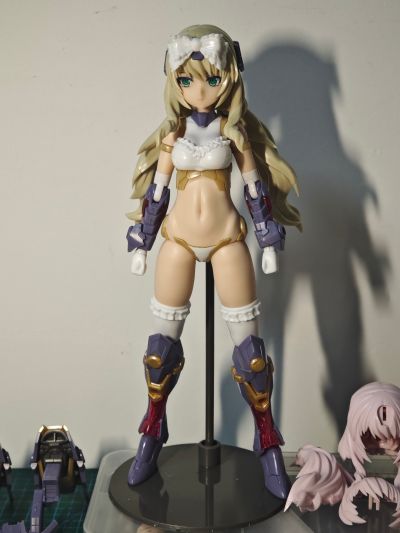 机甲少女 猩红魔鹫 旗袍