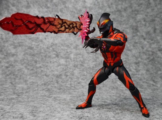 S.H.Figuarts 贝利亚奥特曼（黑暗邪雄版）