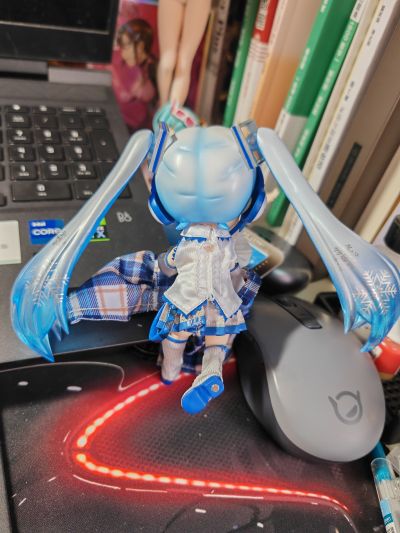 粘土娃: 服装套组 初音未来 雪未来