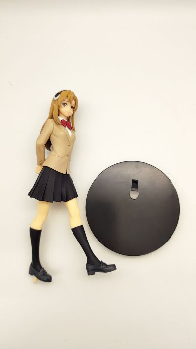 腼腆英雄 小石川惟子