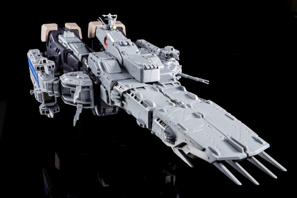 1/3000 完全变形SDF-1 MACROSS