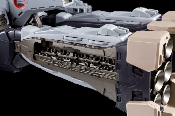 1/3000 完全变形SDF-1 MACROSS