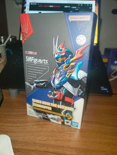 S.H.Figuarts  假面骑士烈焰歌查德