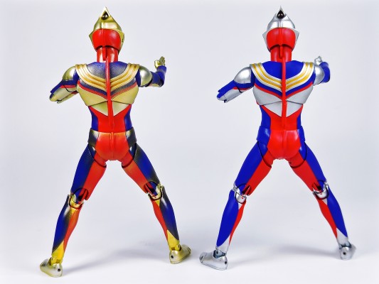 S.H.Figuarts(真骨雕制法) 闪耀迪迦