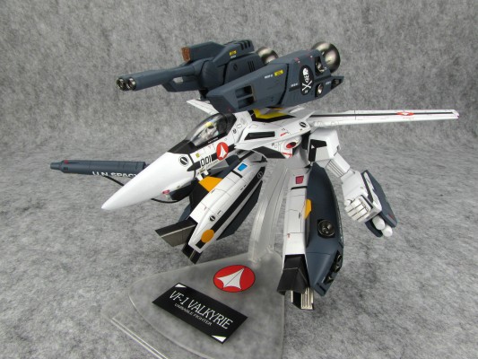 超时空要塞 F 1/72 VF-1S/A Strike/Super Gerwalk Valkyrie