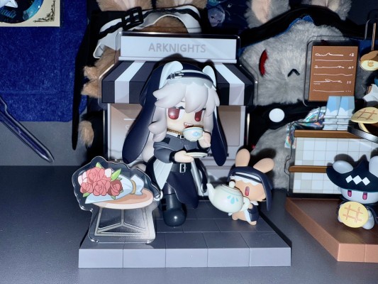 明日方舟 来份甜点Q版系列 斯卡蒂