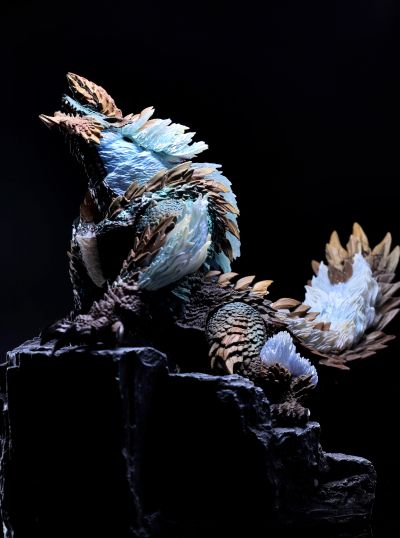 S.H.MonsterArts 雷狼龙 -怪物猎人20周年纪念版-