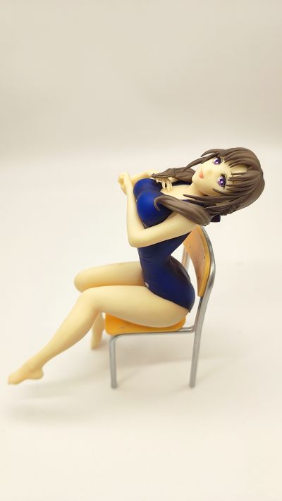 压泡面手办 普通攻击是全体二连击，这样的妈妈你喜欢吗? 大好真真子