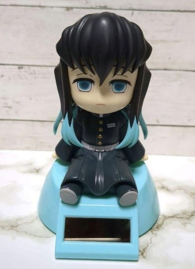 鬼灭之刃 摇摇太阳能汽车摆件 1