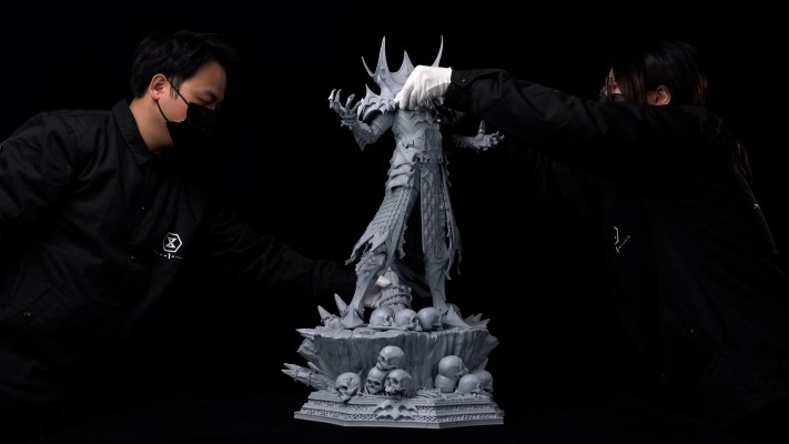 黑暗之夜：金属（漫画） 王之狂笑之蝠