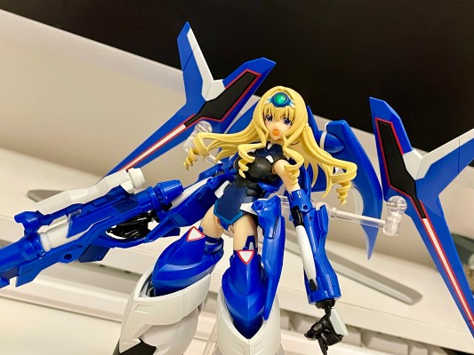 机娘计划  IS〈无限斯特拉托斯〉蓝色之泪 与 塞西莉娅・奥尔卡特