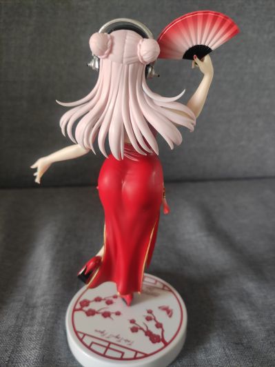 超级索尼子 Trio-Try-iT珍藏人偶—旗袍款—