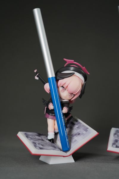 蔚蓝档案 小春笔架