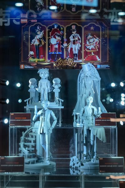 布鲁可积木人奇迹版 名侦探柯南 白色礼服