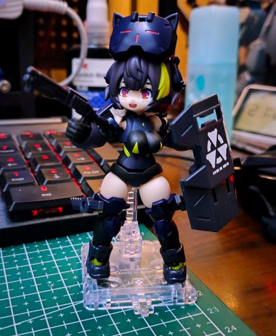 桌面军队 N-212d 泰坦尼娅系列 德尔塔(强袭装备 夜间战式样)