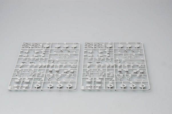 编号：00395 1/35 装甲车辆系列 美军 M1127 “斯崔克”侦察车（RV）