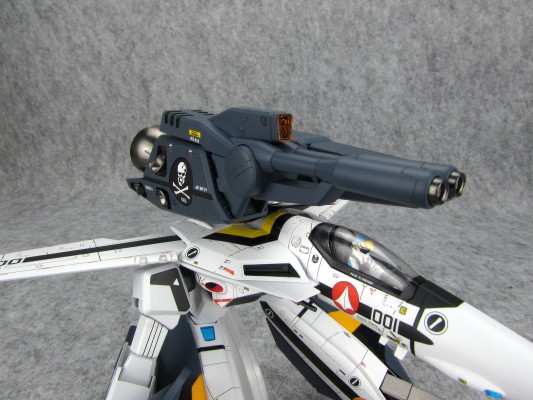 超时空要塞 F 1/72 VF-1S/A Strike/Super Gerwalk Valkyrie